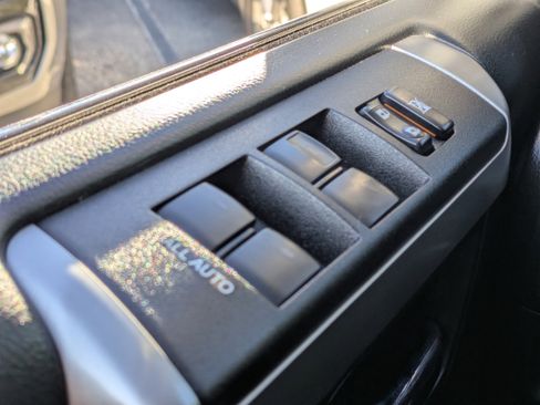 Used 2020 Toyota 4Runner Limited image 24