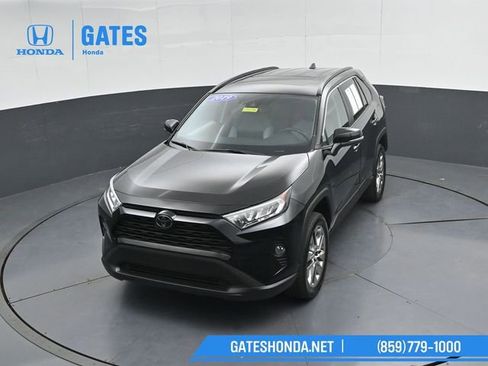 Used 2019 Toyota RAV4 XLE Premium w/ Cold Weather Package AWD/4WD image 49