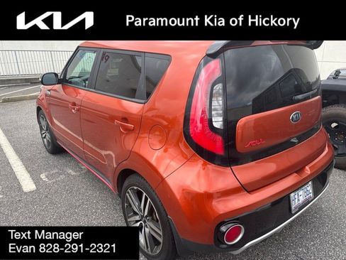 Used 2018 Kia Soul ! w/ Tech Package FWD image 3
