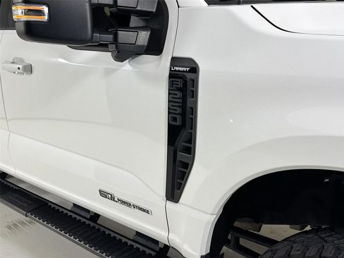 Used 2023 Ford F250 Lariat w/ Lariat Ultimate Package AWD/4WD image 35