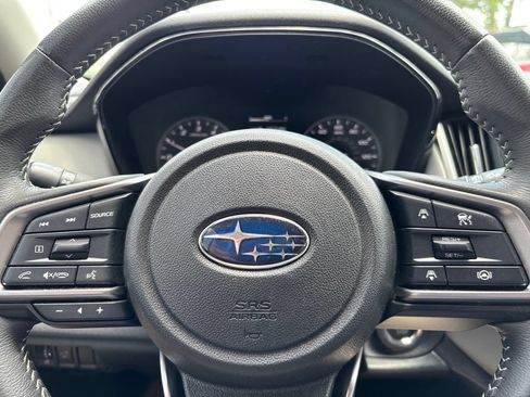 Certified 2025 Subaru Outback Premium AWD/4WD image 12