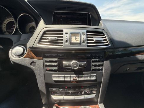 Used 2014 Mercedes-Benz E 350 Cabriolet image 27
