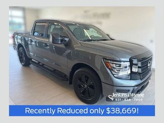 Used 2024 Nissan Titan SV w/ SV Convenience Package AWD/4WD video 1