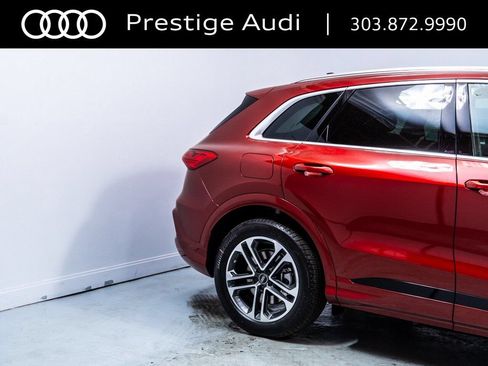 Used 2025 Audi Q5 Prestige AWD/4WD image 12