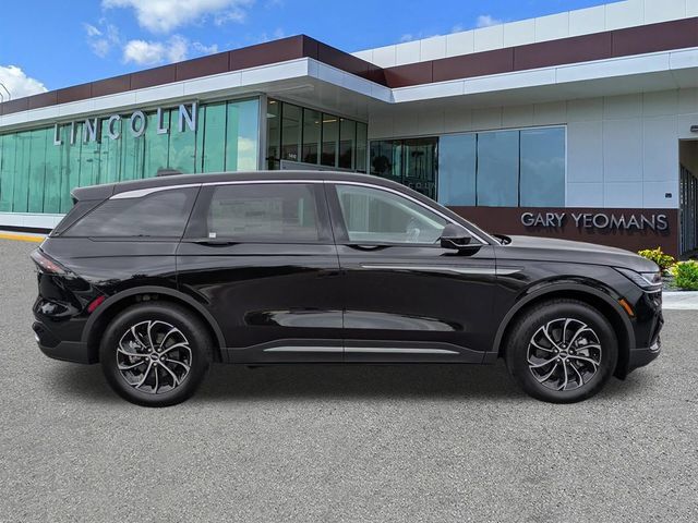 New 2026 Lincoln Nautilus Premier AWD/4WD image 3