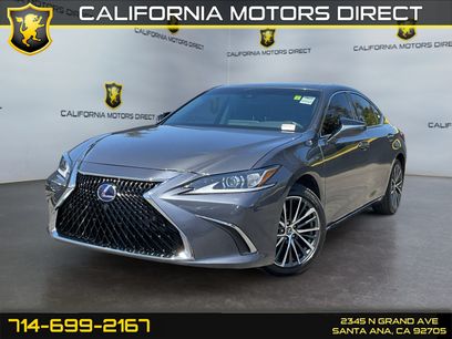 Used 2024 Lexus ES 300h w/ Premium Package