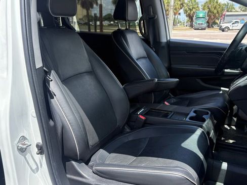 Used 2022 Honda Odyssey Elite image 16