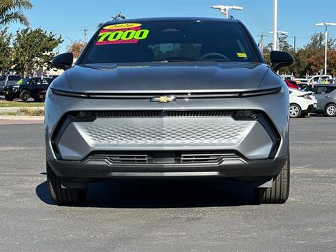 New 2026 Chevrolet Equinox EV LT image 9