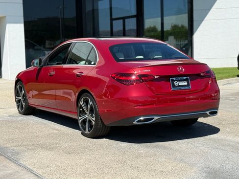 Used 2025 Mercedes-Benz C 300 Sedan image 11