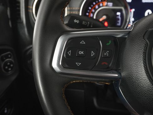 Used 2023 Jeep Gladiator Overland image 19