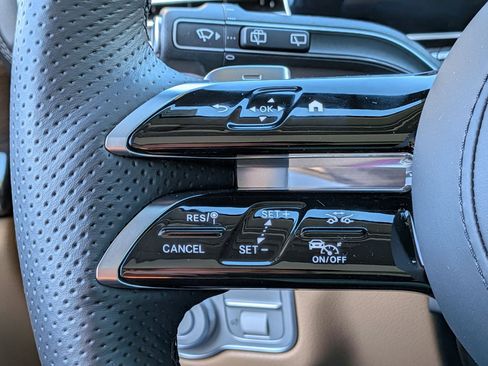 New 2026 Mercedes-Benz GLS 450 4MATIC image 19