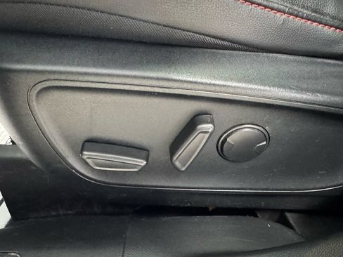 Used 2021 Ford Escape SEL w/ SEL Stealth AWD Package image 20