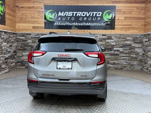 Used 2023 GMC Terrain SLE w/ Driver Convenience Package AWD/4WD image 31