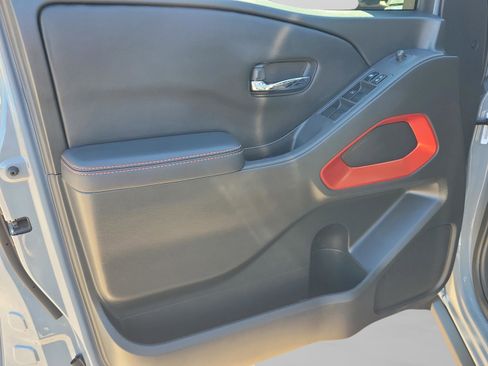 Certified 2025 Nissan Frontier Pro-X w/ Pro Convenience Package image 25