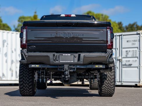 New 2025 Ford F350 King Ranch w/ FX4 Off-Road Package image 5