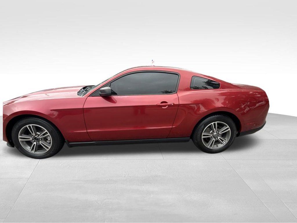 Used 2012 Ford Mustang Premium RWD image 2