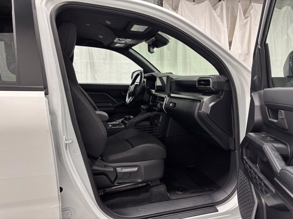 Used 2026 Toyota 4Runner SR5 AWD/4WD image 56
