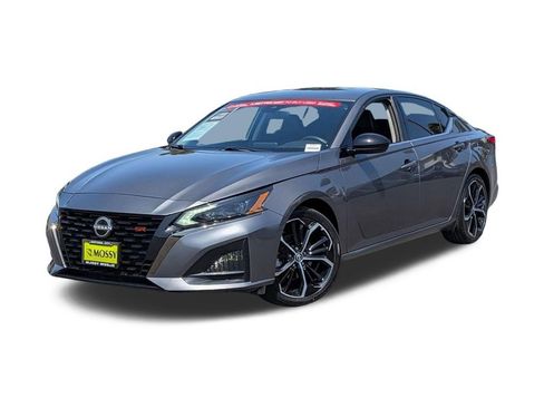 Certified 2025 Nissan Altima 2.5 SR FWD image 1