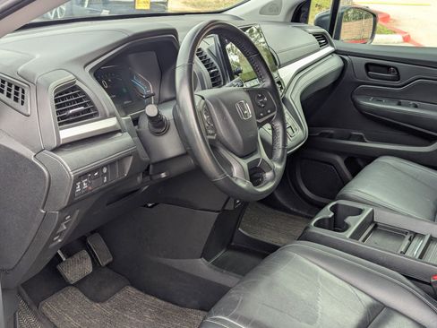 Used 2024 Honda Odyssey EX-L image 13