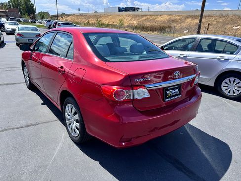 Used 2013 Toyota Corolla LE FWD image 4