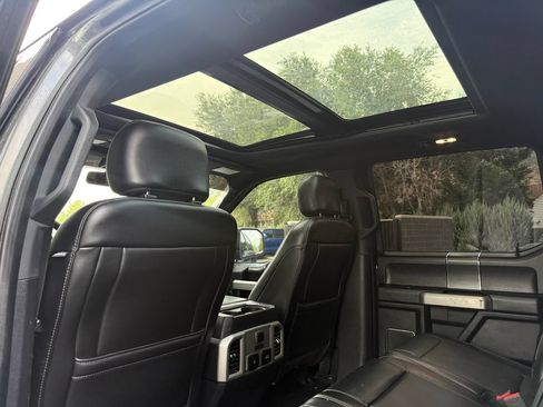 Used 2020 Ford F150 Lariat w/ Equipment Group 502A Luxury AWD/4WD image 35