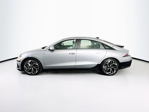 Used 2024 Hyundai Ioniq 6 SEL RWD image 4