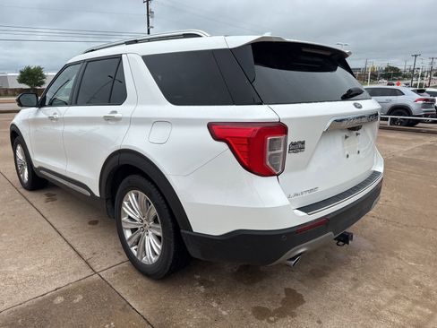 Used 2022 Ford Explorer Limited w/ Limited Technology Package image 5