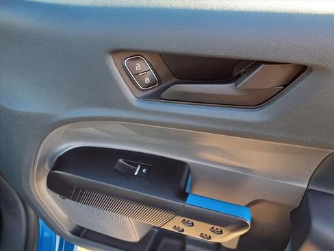 Used 2025 Ford Maverick Lobo image 25