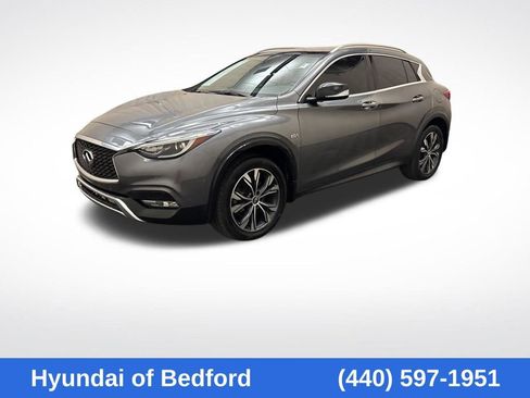 Used 2018 INFINITI QX30 Premium w/ Navigation Package AWD/4WD image 1