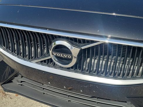 Used 2020 Volvo S60 T6 Momentum w/ Protection Package Premier AWD/4WD image 5