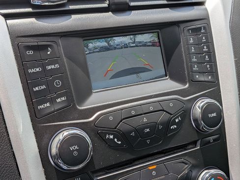 Used 2015 Ford Fusion SE FWD image 23