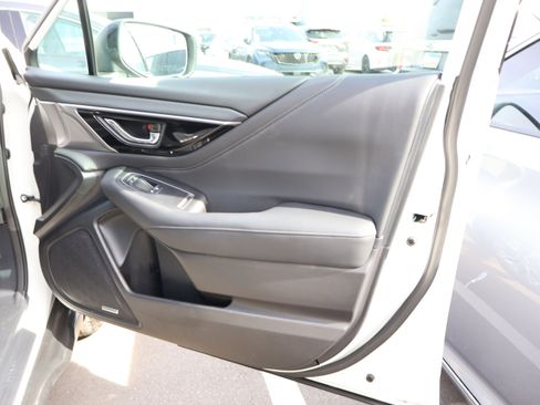 Used 2023 Subaru Outback Touring XT image 6