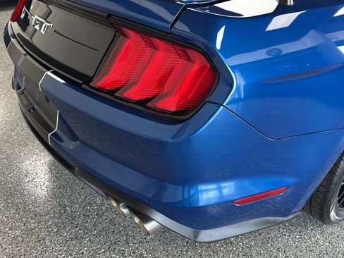 Used 2018 Ford Mustang GT Premium RWD image 33