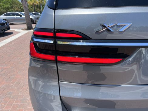 Used 2026 BMW X7 xDrive40i AWD/4WD image 46