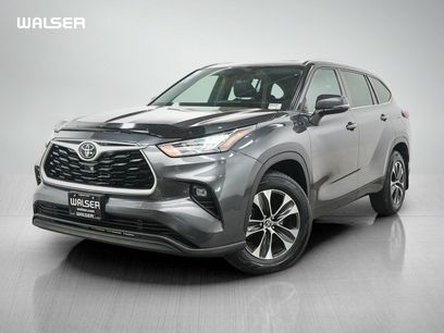 Used 2020 Toyota Highlander XLE
