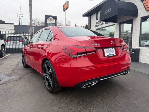 Used 2019 Mercedes-Benz A 220 4MATIC w/ Premium Package image 13