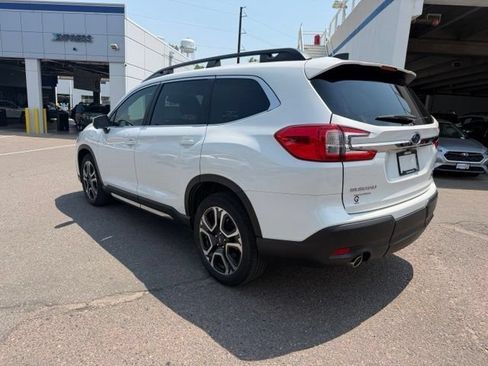 Used 2023 Subaru Ascent Limited w/ Technology Package AWD/4WD image 3