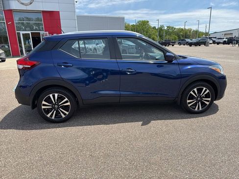 Used 2020 Nissan Kicks SV FWD image 5