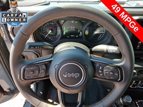 Used 2024 Jeep Wrangler Unlimited AWD/4WD image 18