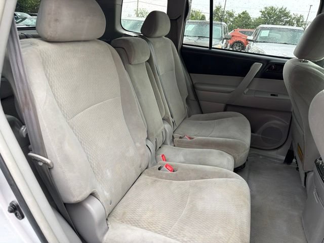 Used 2010 Toyota Highlander 4WD image 25