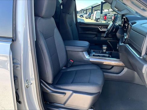 Used 2024 Chevrolet Silverado 1500 RST image 8