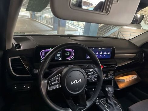 Used 2025 Kia Seltos S FWD image 6