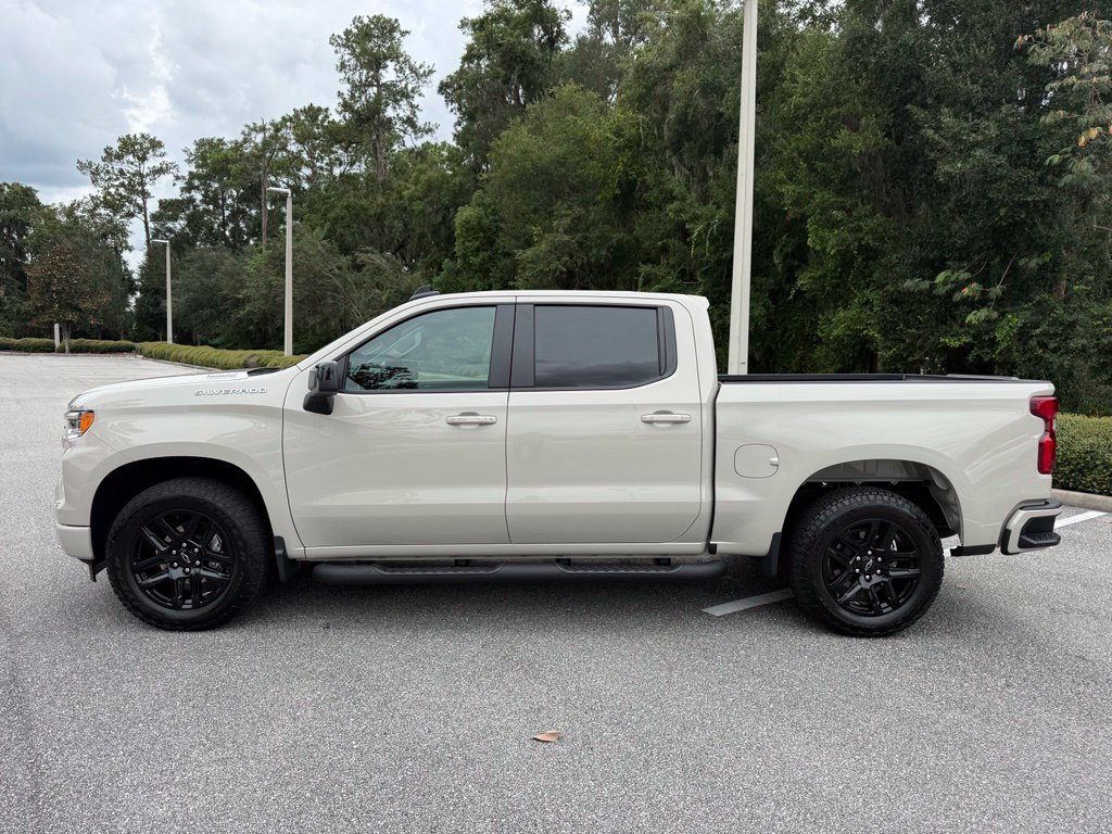 Used 2026 Chevrolet Silverado 1500 RST w/ RST Select Package RWD image 2