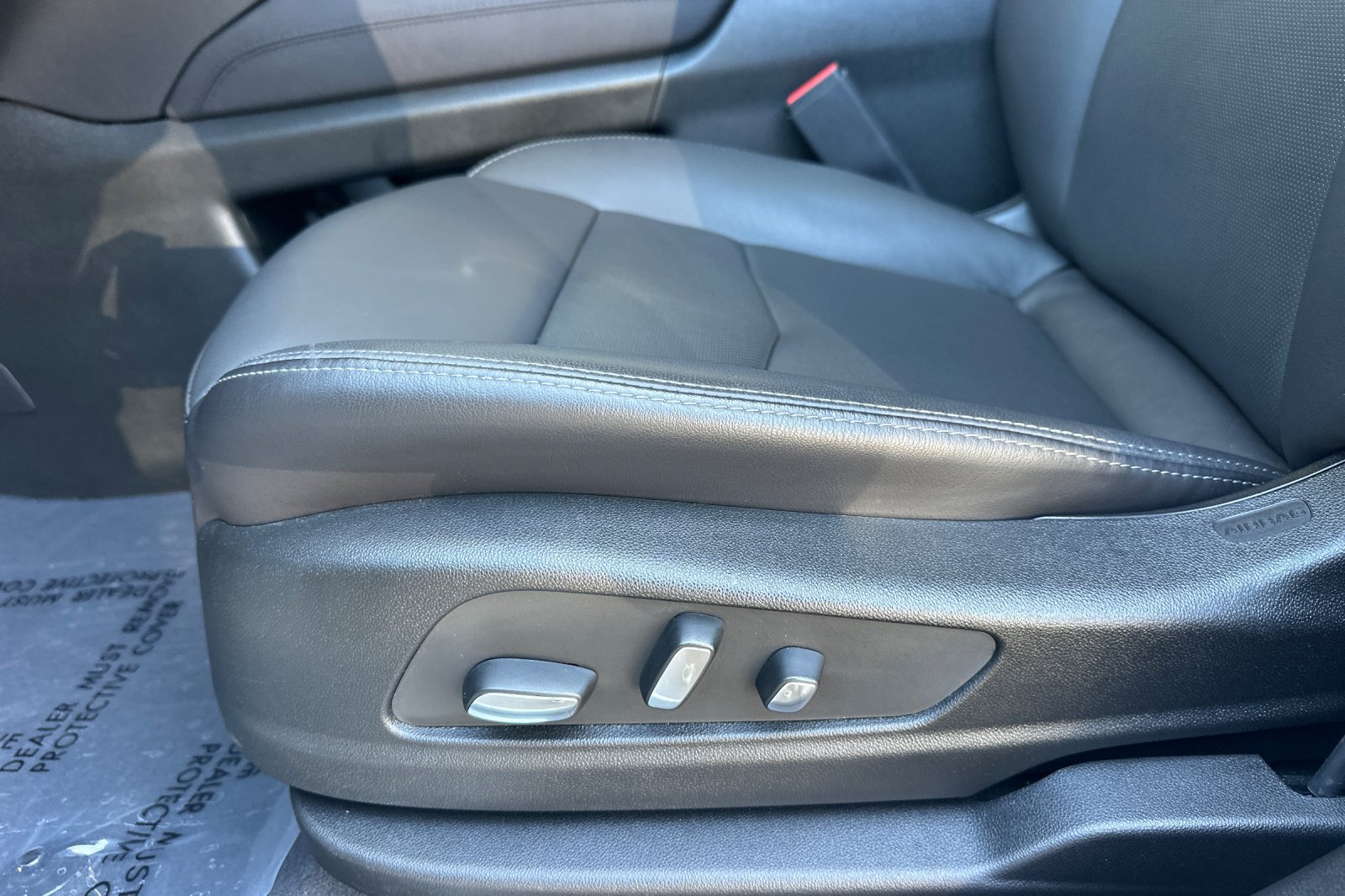 Used 2026 Cadillac XT5 Premium Luxury FWD image 13