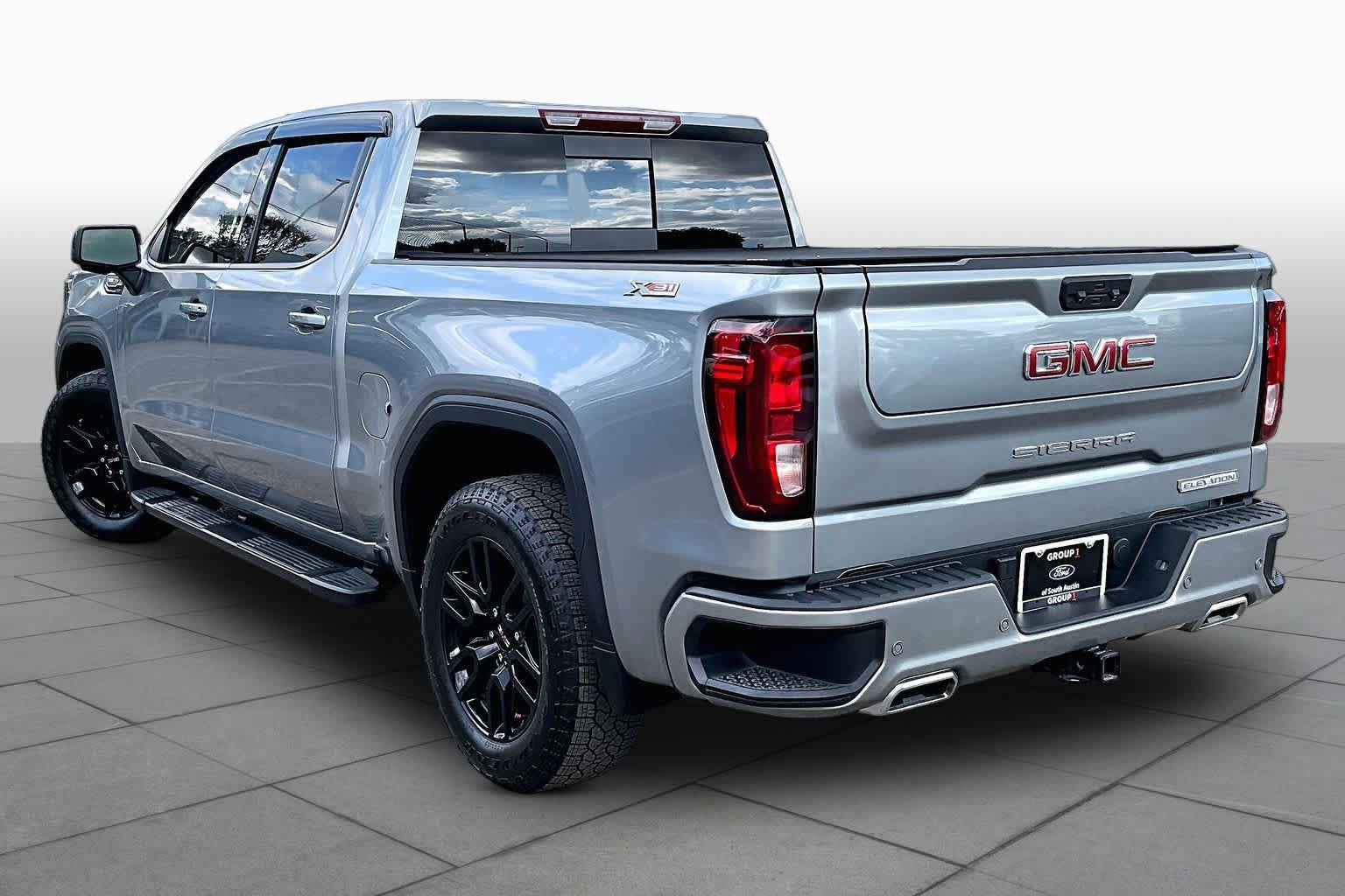 Used 2026 GMC Sierra 1500 Elevation w/ Elevation Premium Package AWD/4WD image 12