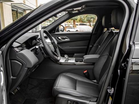 Certified 2025 Land Rover Range Rover Velar Dynamic SE AWD/4WD image 14