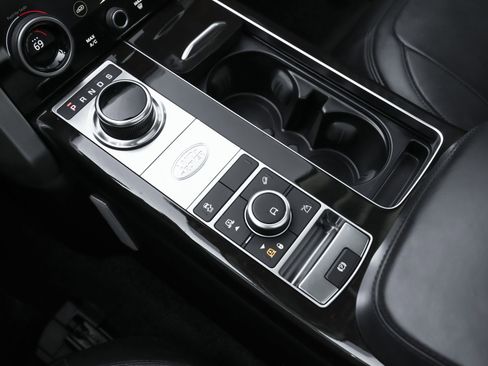 Used 2021 Land Rover Range Rover Westminster Edition image 18