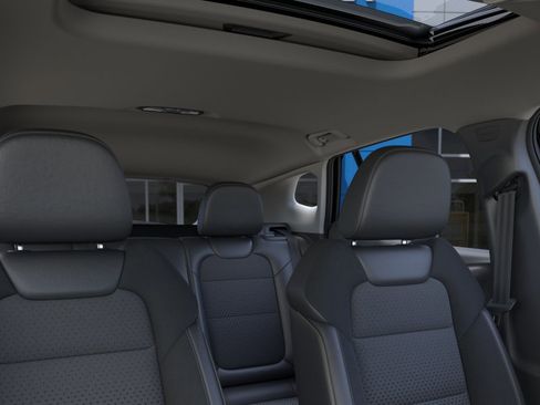 New 2026 Chevrolet Trax LT FWD image 24