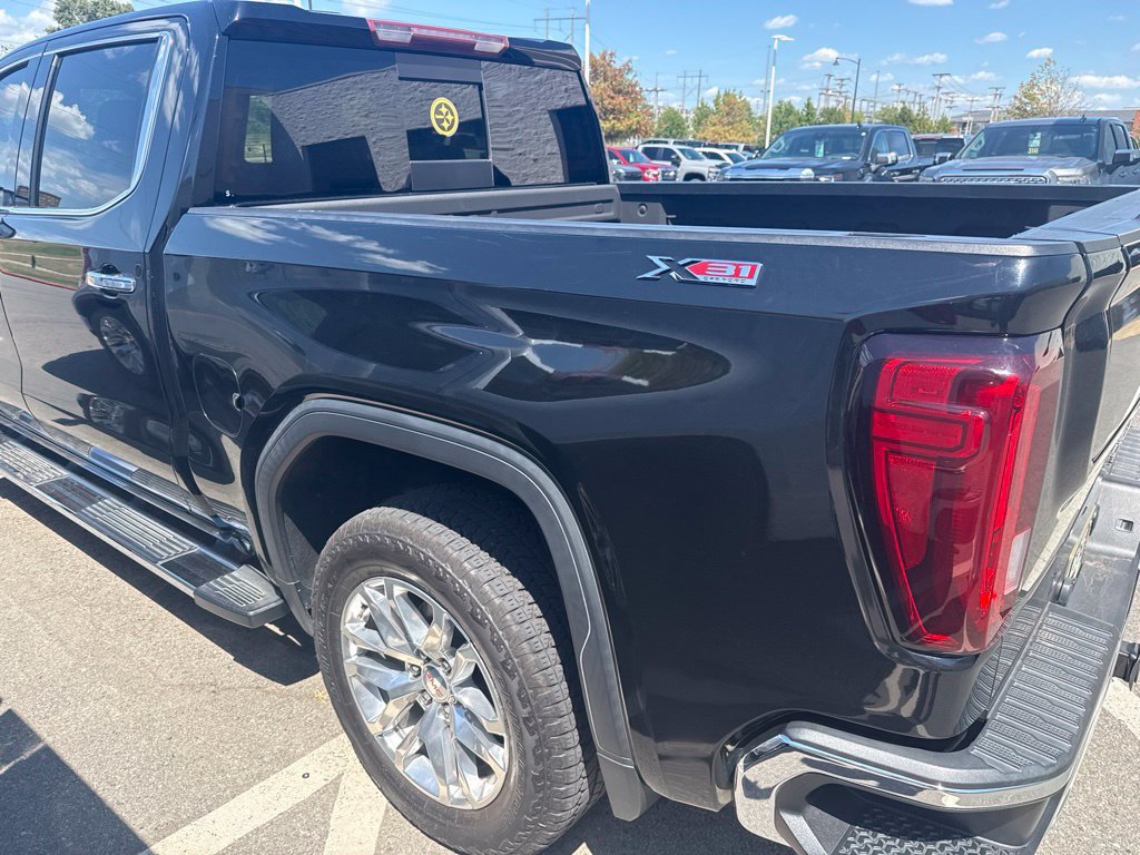 Used 2021 GMC Sierra 1500 SLT AWD/4WD image 4