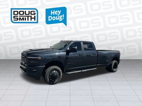 Used 2025 RAM 3500 Laramie w/ Night Edition AWD/4WD image 1